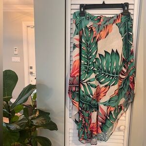 Women’s skirt size M